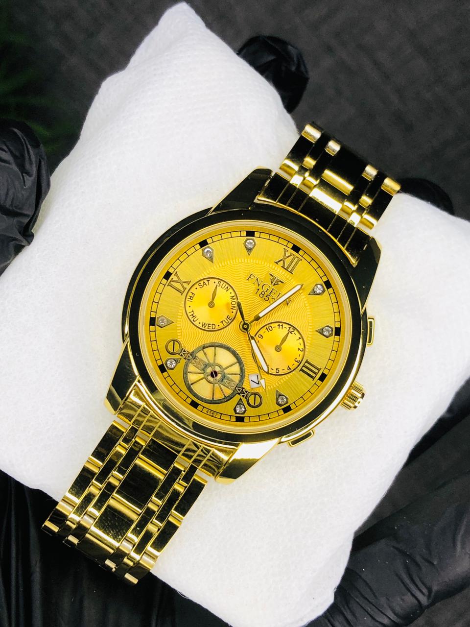 FNGEEN PREMIUM WATCH WITH BOX AND STRAP ADJUSTER