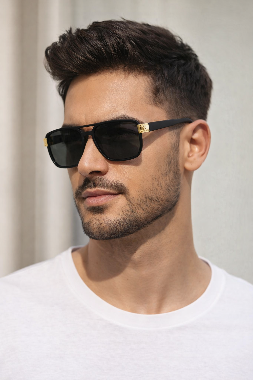 🕶️ Midnight Luxe UV Sunglasses